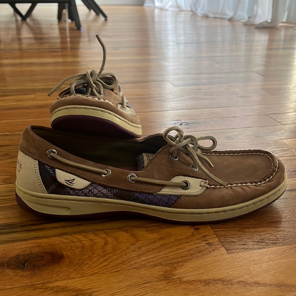 women’s sperry size 10